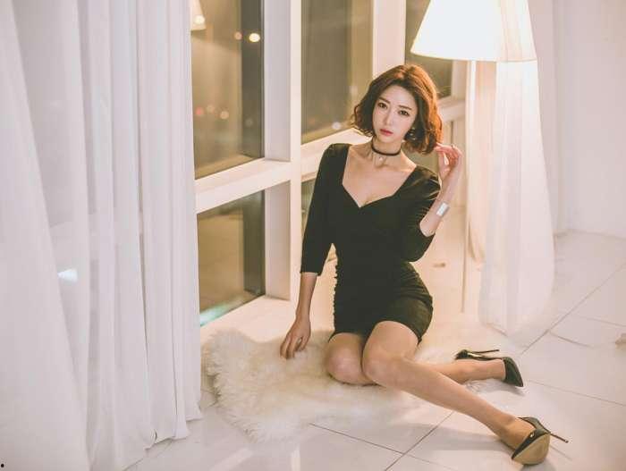 丝袜美腿平鞋,展现优雅时尚风采